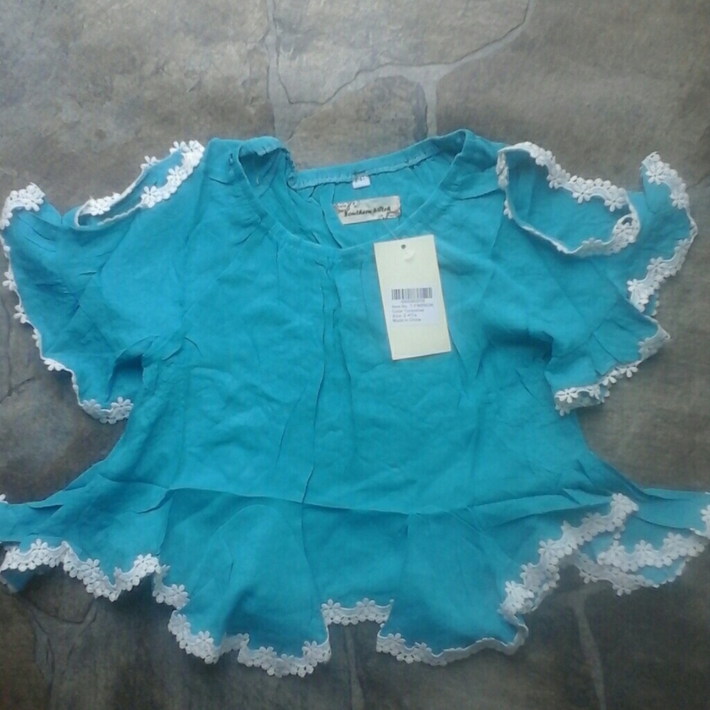 Cold shoulder shirt
